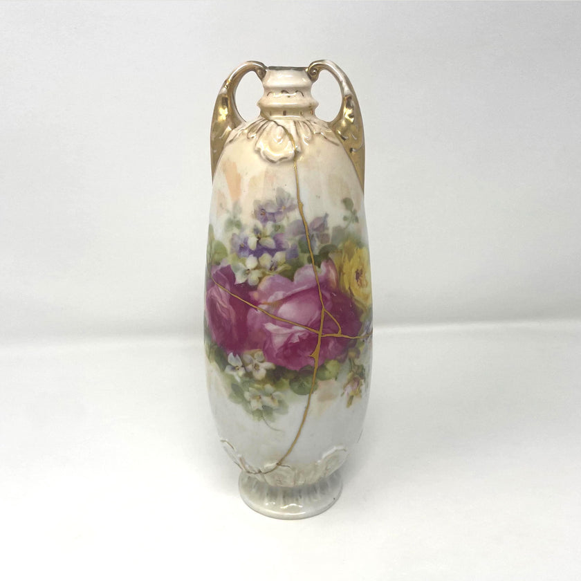 Kintsugi Vase – Antique Victoria Czechoslovakia Porcelain with 23k Gold Repair