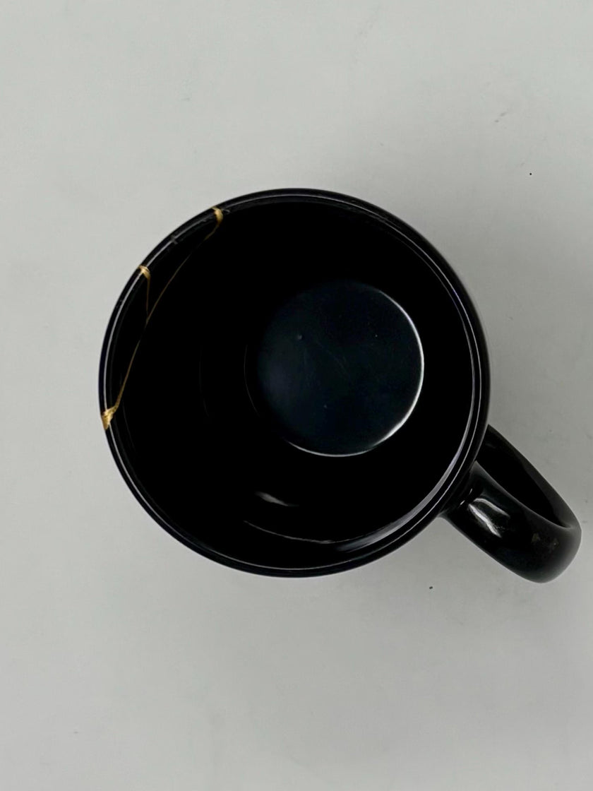 Rise & Shine – Vintage Kintsugi Mug in Black A One-of-a-kind | Repaired with Urushi Lacquer | 23k Gold Finish | Food Safe