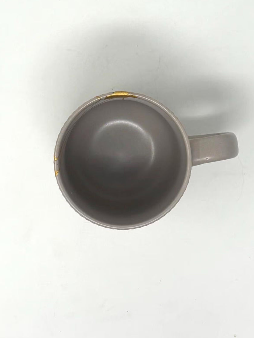 Rise & Shine – Vintage Kintsugi Mug in Dusty Grey Rose One-of-a-kind | Repaired with Urushi Lacquer | 23k Gold Finish | Food Safe